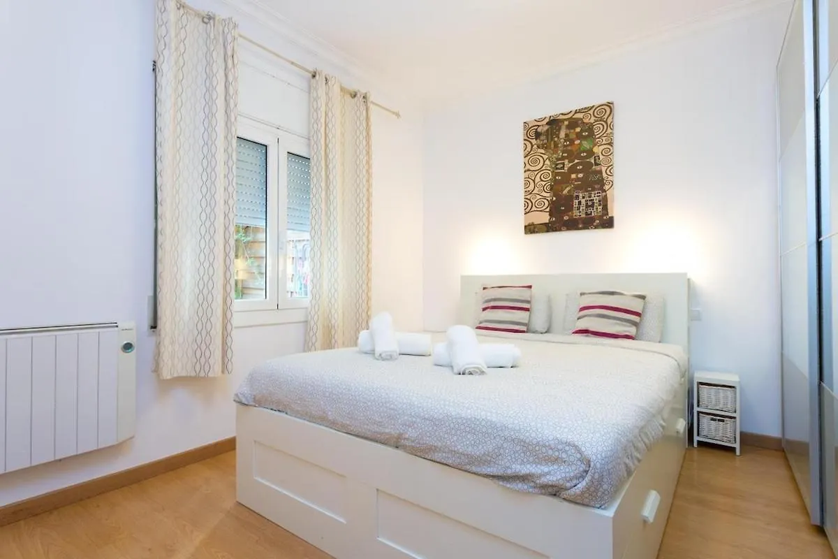 111Tt73Obc4E-Apartment With Terrace Sant Antoni Barcelona Apartment