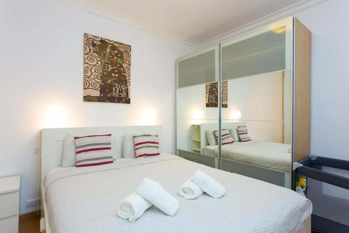 111Tt73Obc4E-Apartment With Terrace Sant Antoni Barcelona Apartment