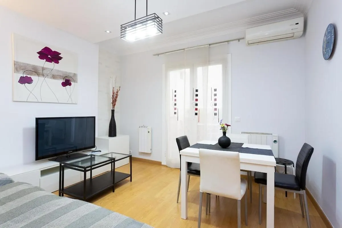 111Tt73Obc4E-Apartment With Terrace Sant Antoni Barcelona 0*,  Spain