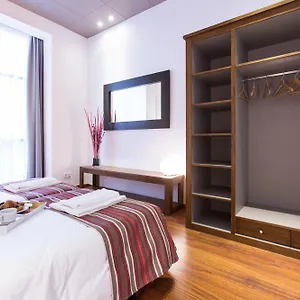 Apartment Serennia Ramblas - Placa Catalunya, Barcelona