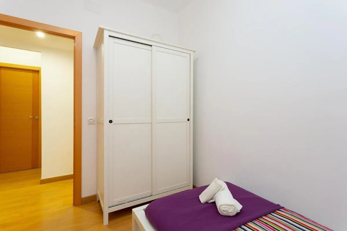 111Tt73Obc4E-Apartment With Terrace Sant Antoni Barcellona 0*,  Spagna